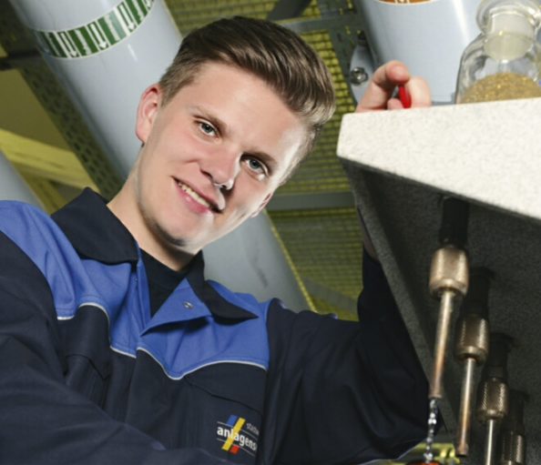 lucas_dinger_anlagenmechaniker_8029_RG lucas_dinger_anlagenmechaniker