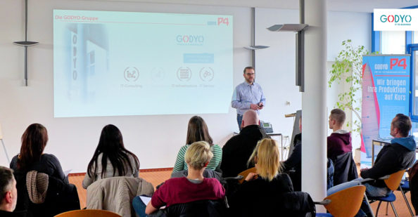 P1040566 Fachschüler - Präsentation