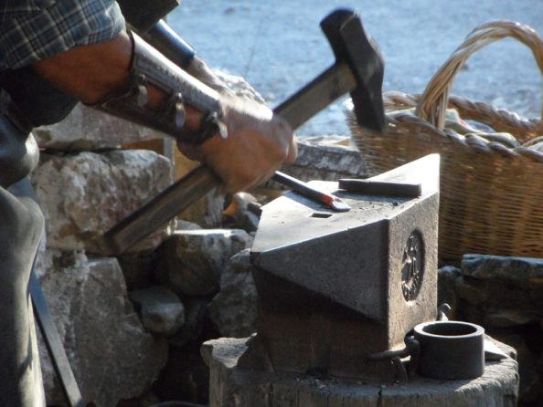 blacksmith-1637803_960_720 Schmied
